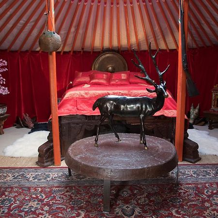 Crazy Lounge Bnb Aigle Eksteriør bilde