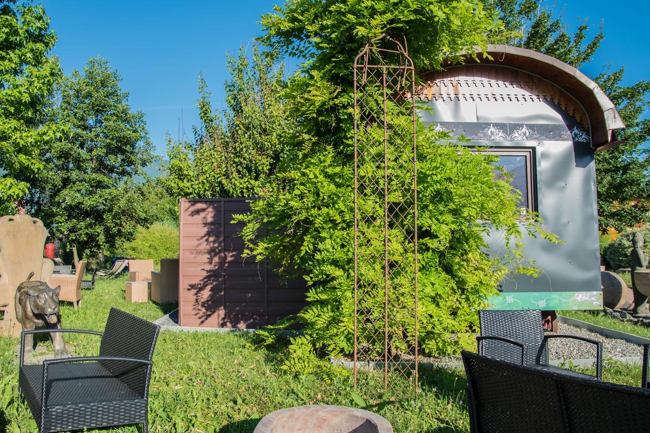 Crazy Lounge Bnb Aigle Eksteriør bilde