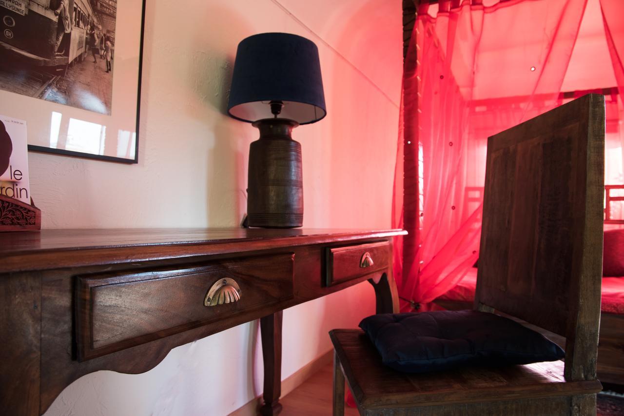 Crazy Lounge Bnb Aigle Eksteriør bilde