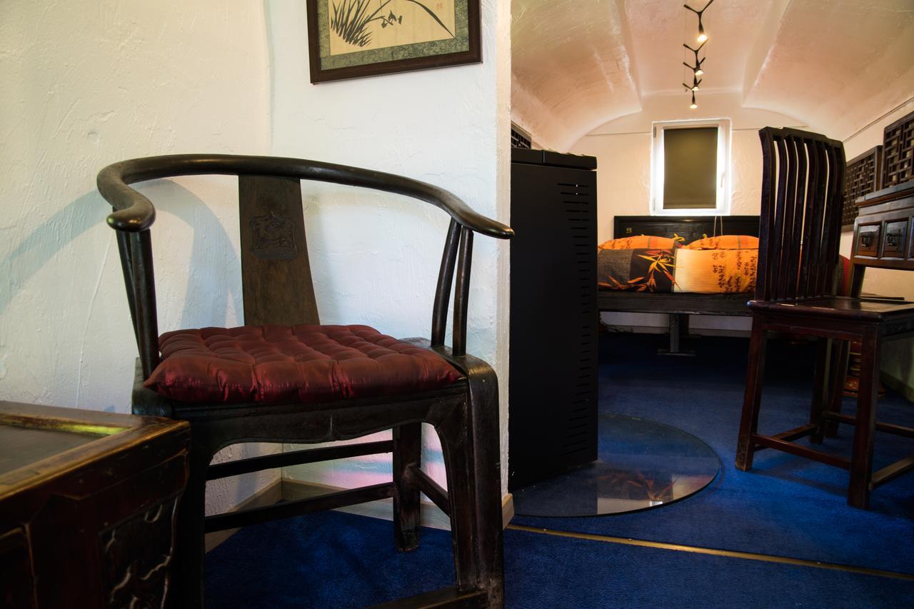 Crazy Lounge Bnb Aigle Eksteriør bilde